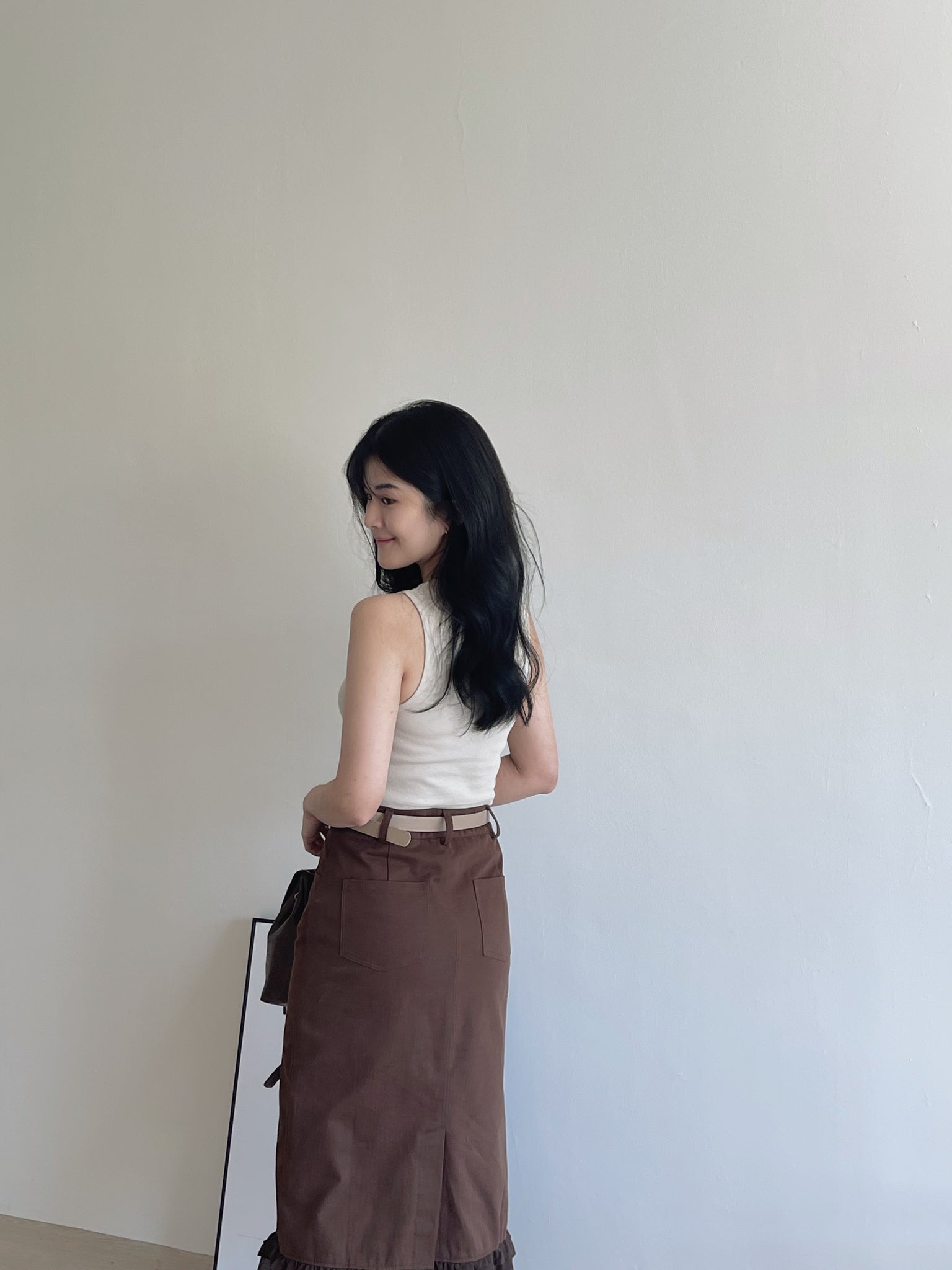 Basic Plain Tank Top/ 基础显瘦露腰背心
