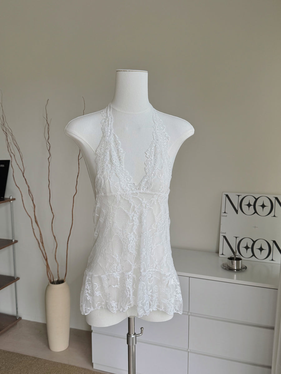 Tie Neck Halter Lace Inner / 挂脖蕾丝叠穿内搭 – D A R K A