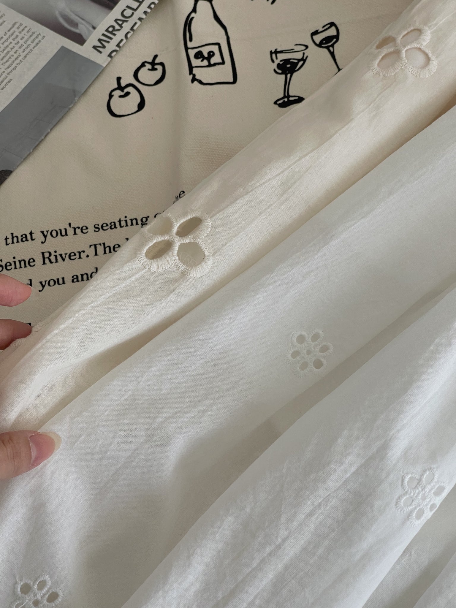 Eyelet Hollow Trousers / 钩花镂空休闲长裤