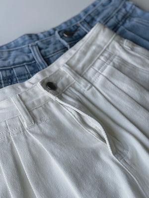 Lace Edge Denim Shorts / 牛仔拼接蕾丝短裤