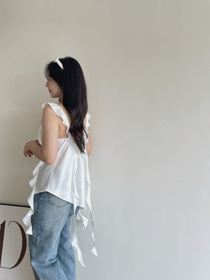 Ruffles Long Strap Top / 荷叶长肩带缎面上衣