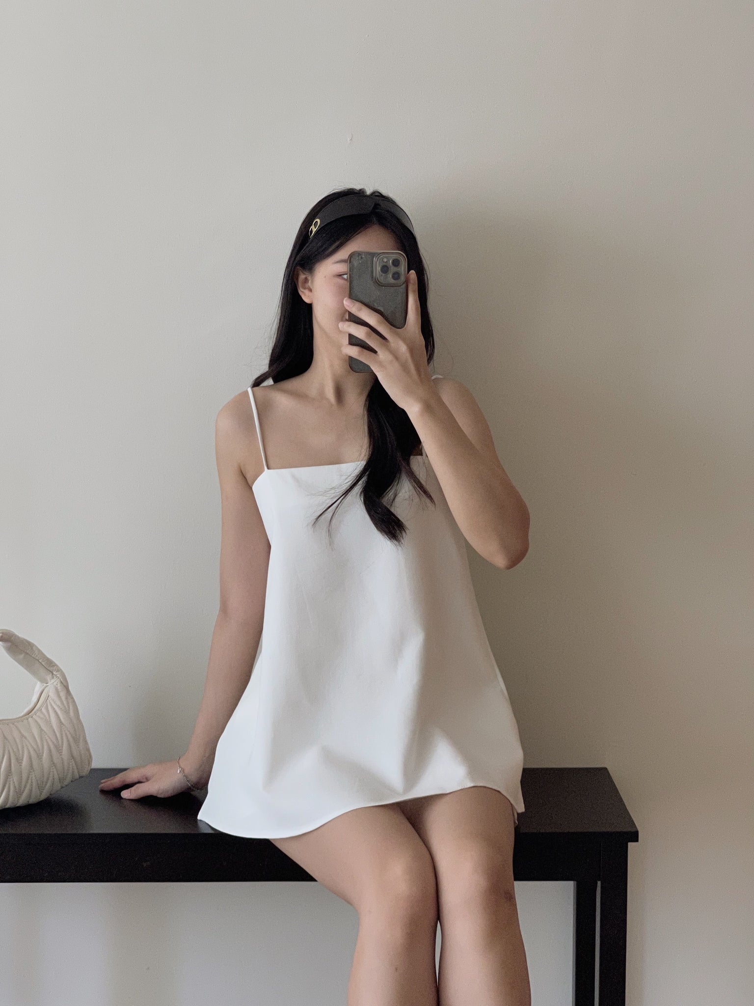 Edgy Minimalism Set / 极简个性吊带阔腿短裤套装