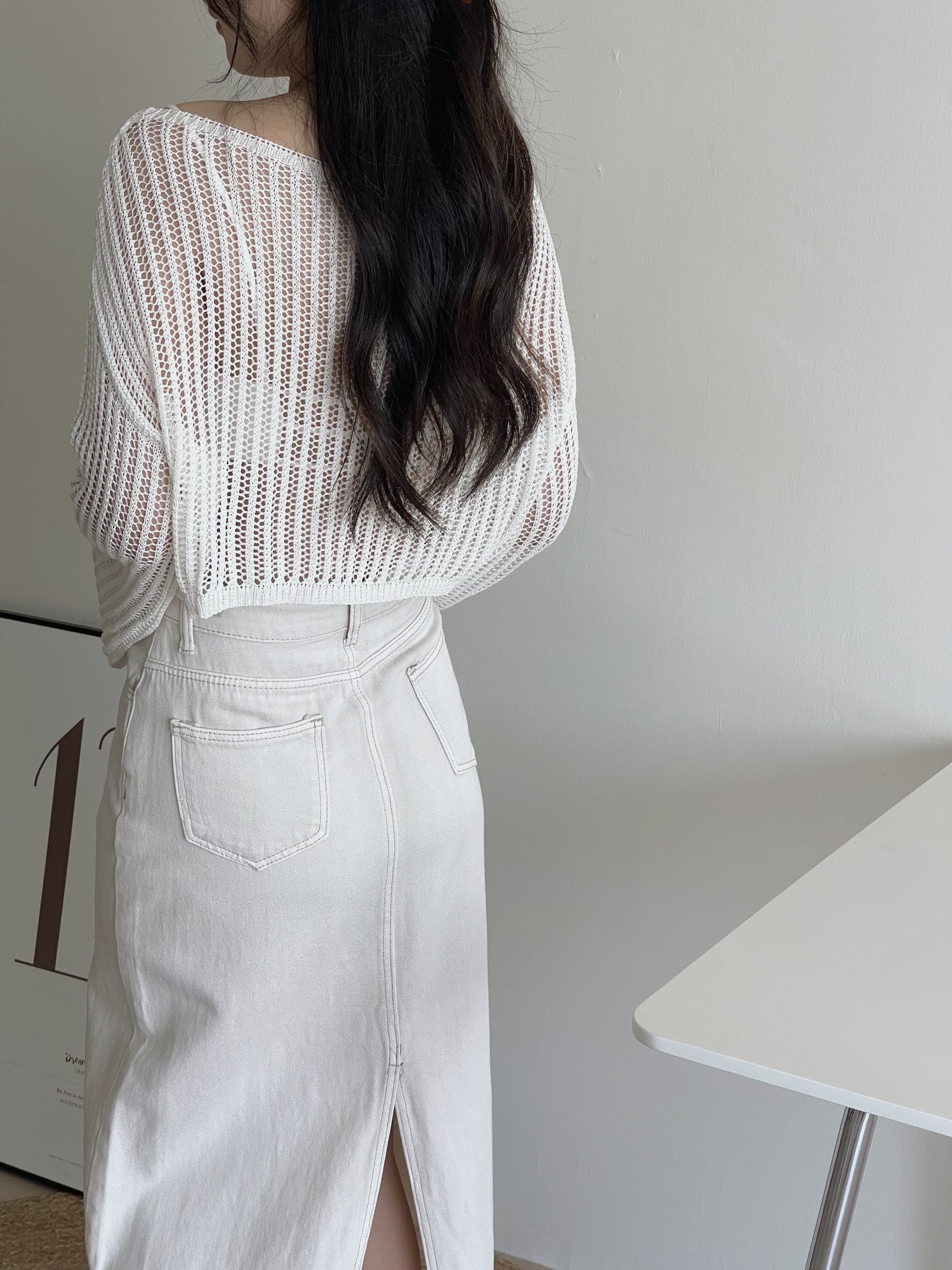 Hollow Wide Shoulder Top / 镂空落肩长袖衫