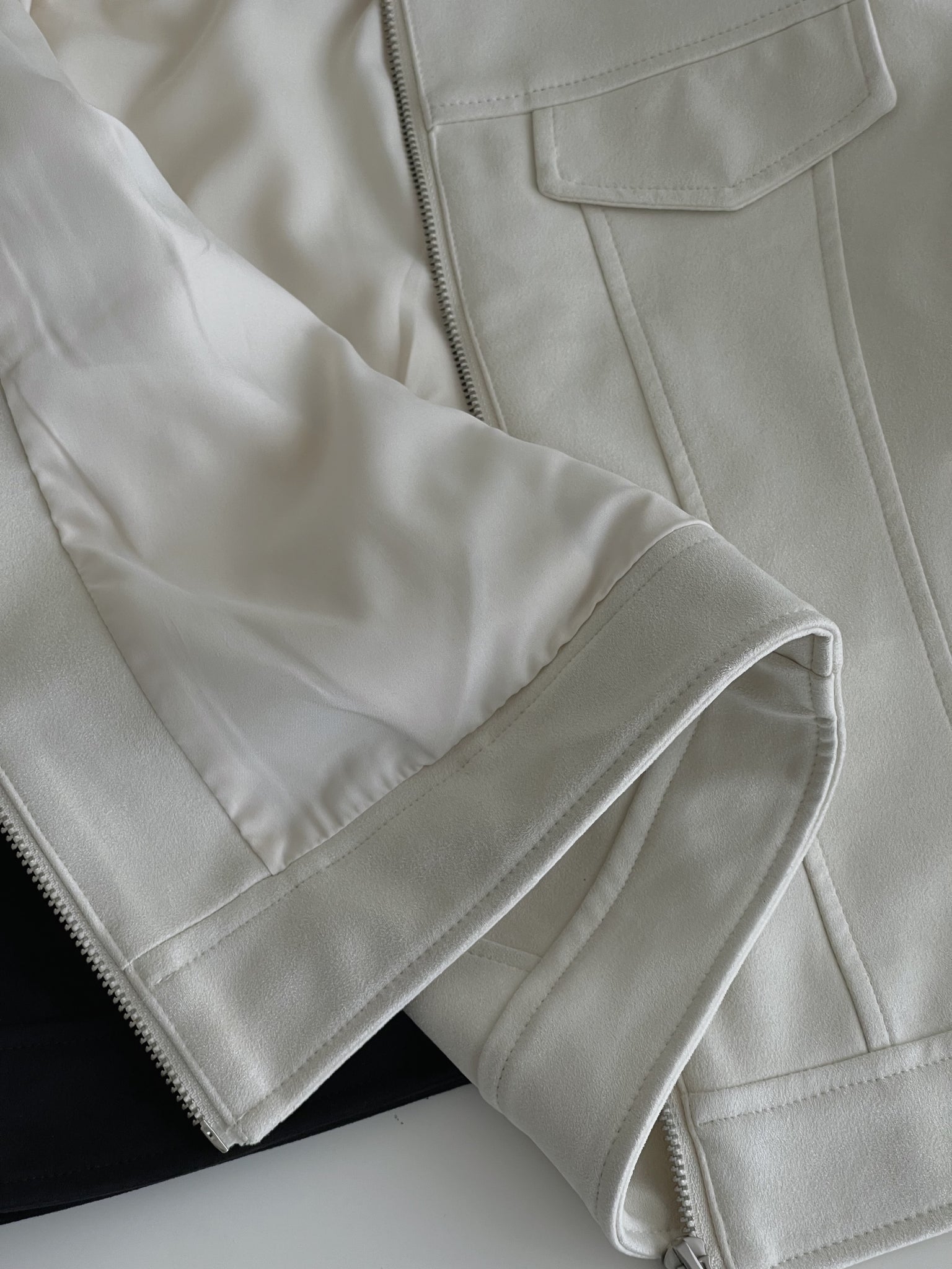 Suede Fitted Jacket / 秋天麂皮绒修身显瘦外套