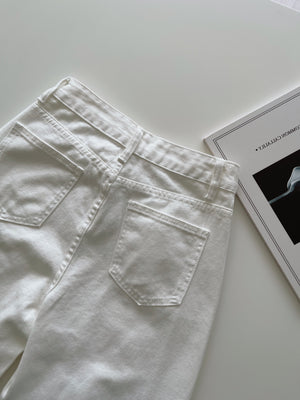 White Straight Jeans / 直筒白色牛仔长裤