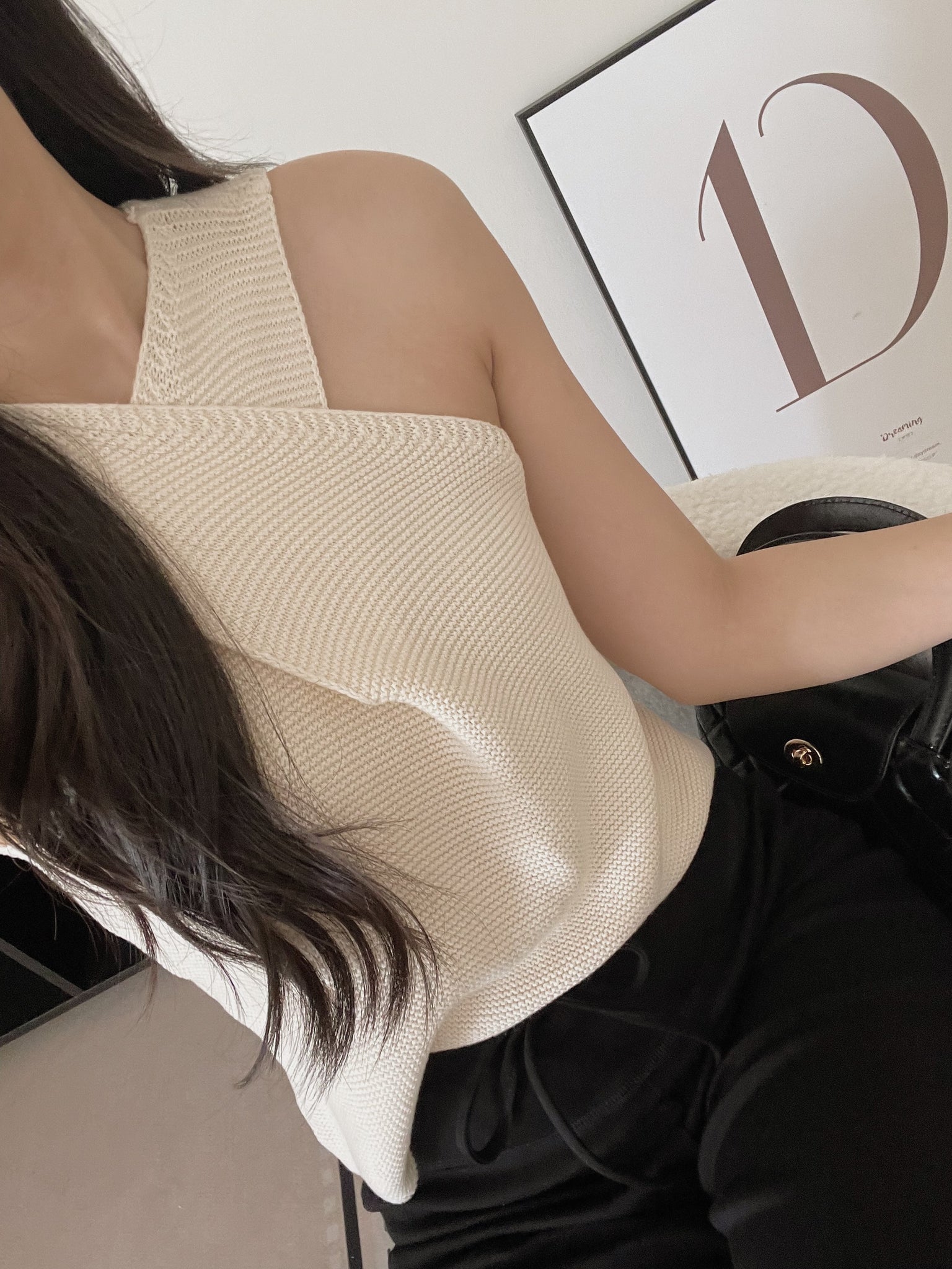 Knitted Cross Halter Top / 气质针织交叉无袖上衣