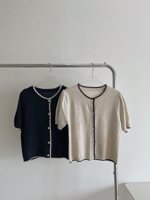 Flower Edge Knit Top / 圆领花边条针织开衬