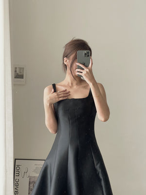 Hepburn Classy Dress / 赫本风收腰显瘦连
