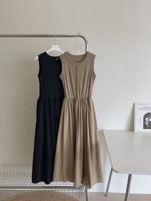 Cassia Ribbed Spliced Dress / 背心拼接连身长裙