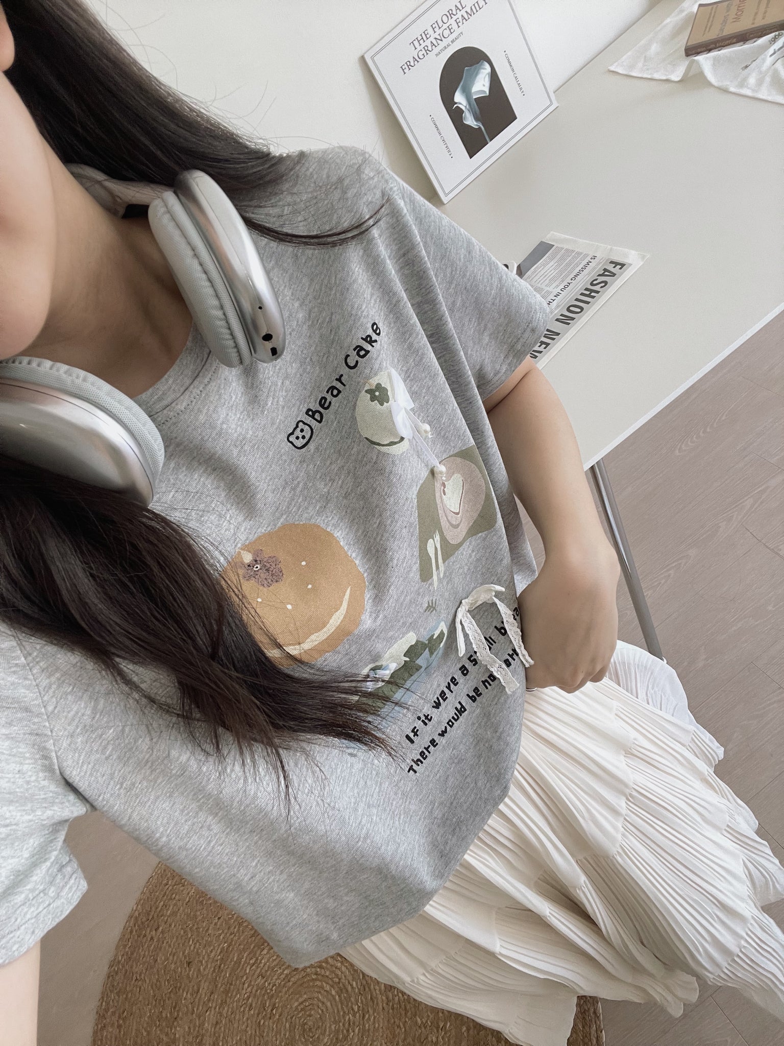 Afternoon Tea Top / 下午茶立体装饰T恤