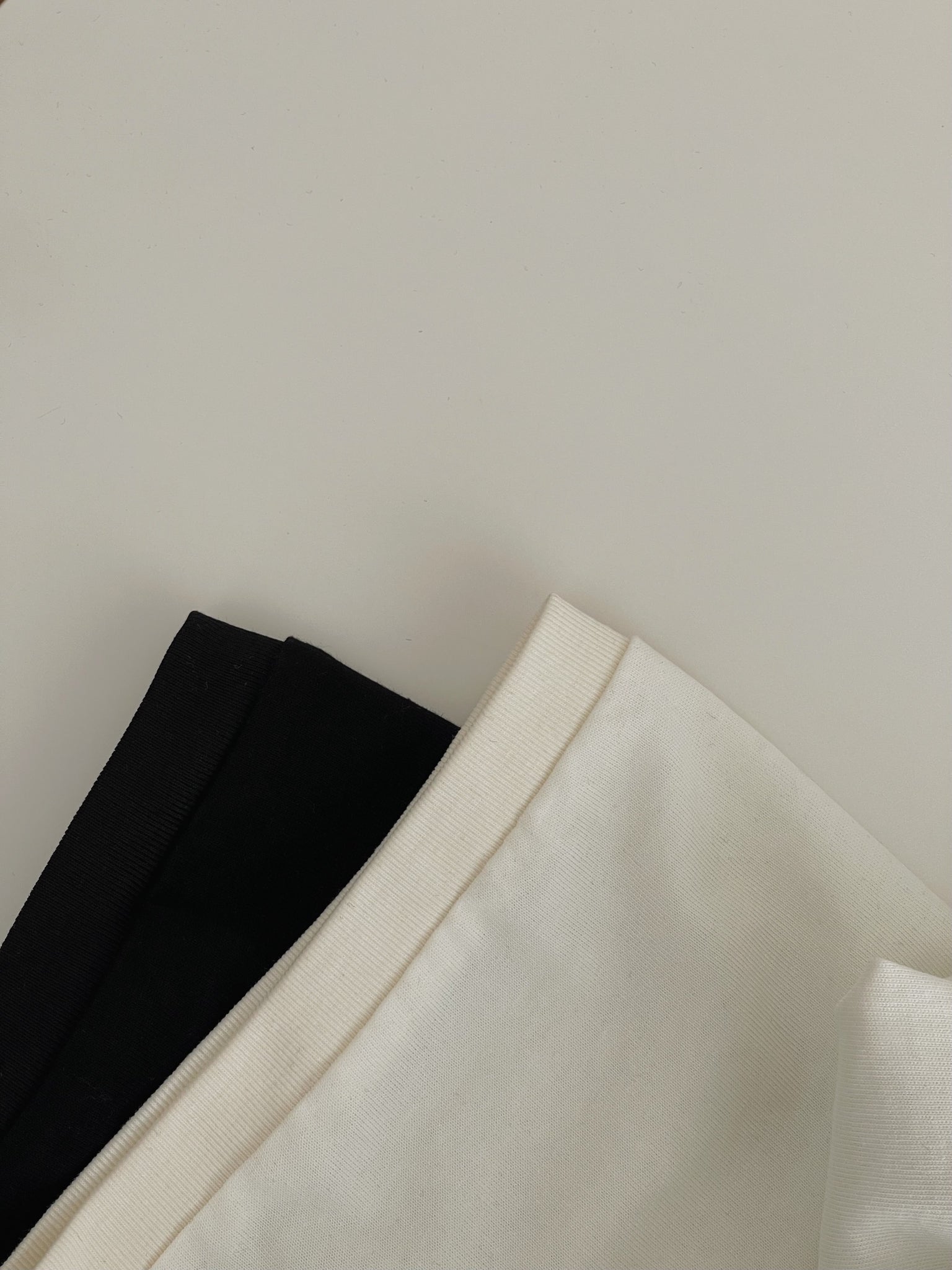 Badge Stripes Oversized Tee / 美式徽章条纹宽松T恤