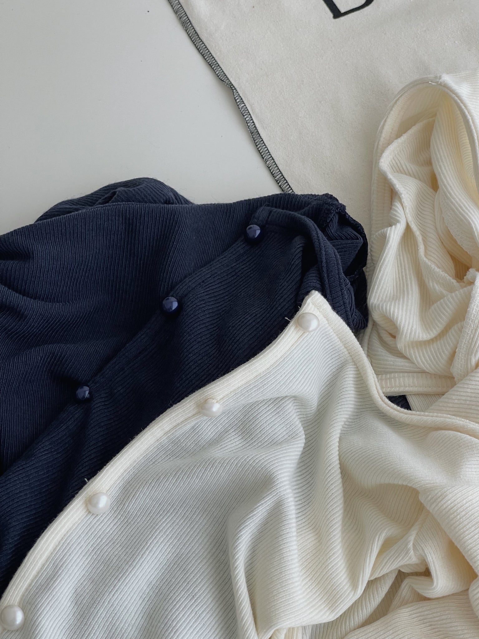 Floral Cami Two-pcs Set / 甜美碎花背心两件套