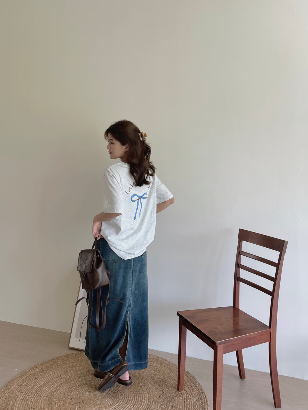 Back Split Denim Skirt / 后开衩牛仔裙