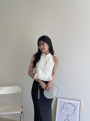 Petals Spliced Halter Top / 温柔花瓣摆盘扣上衣