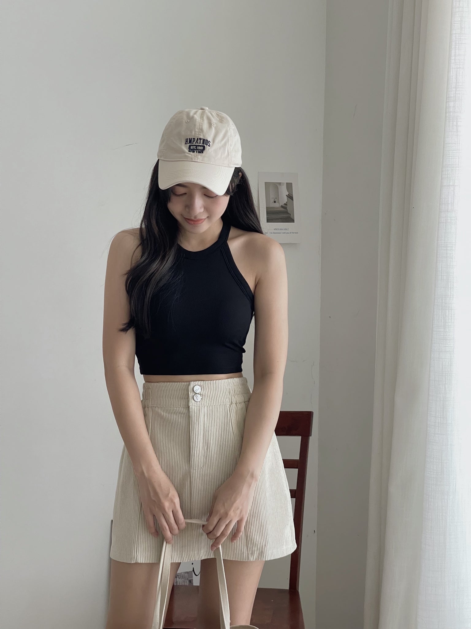 Halterneck Padded Top / 挂脖显锁骨胸垫上衣