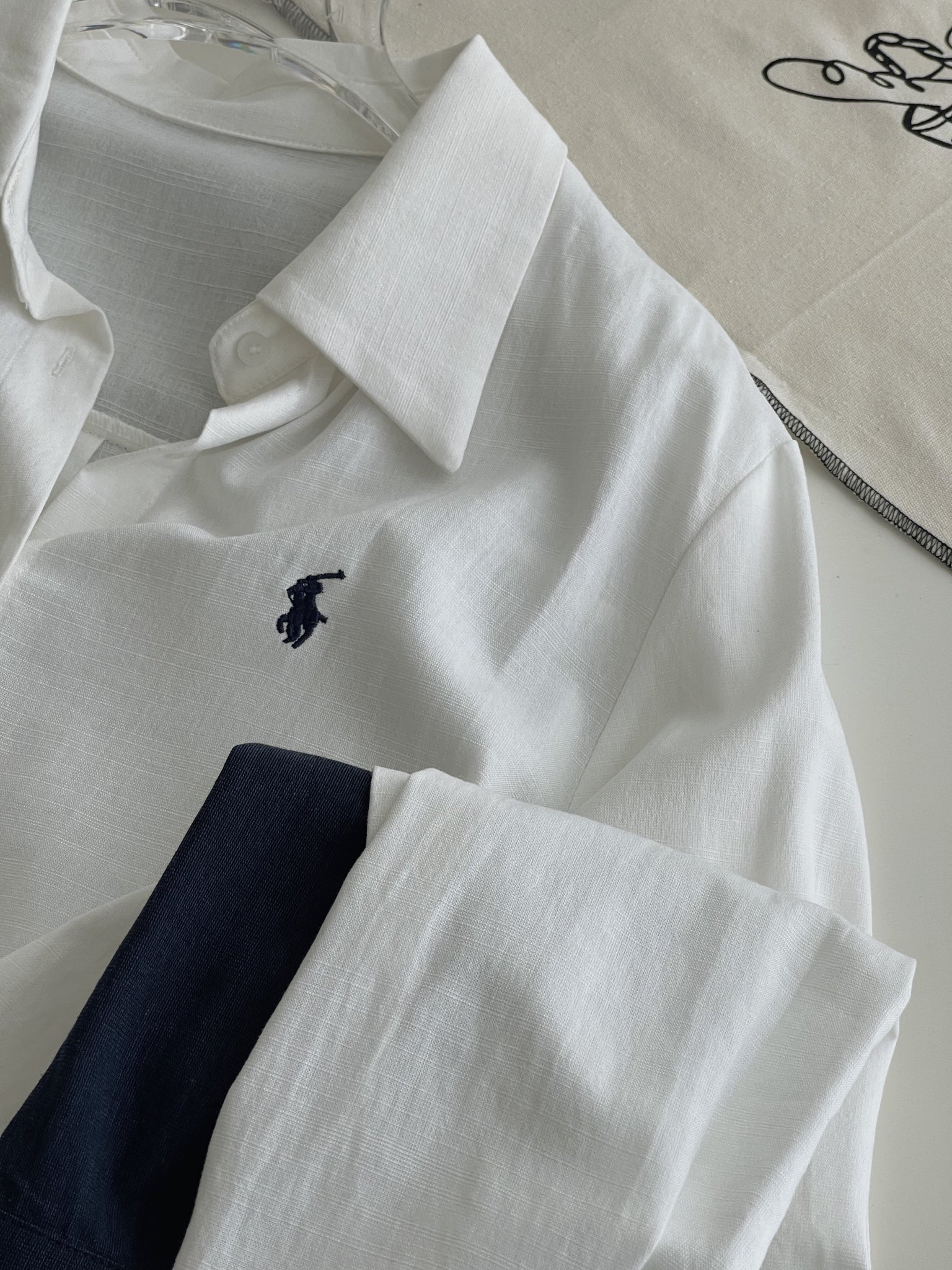 Mini Embroidered Logo Shirt / 小马刺绣通勤衬衫