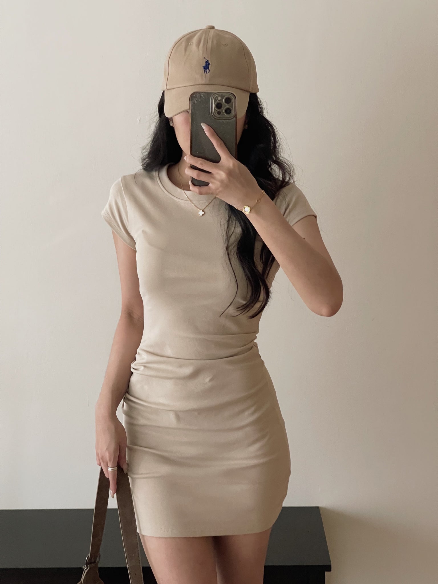 Basic Slim Dress / 基础捏皱收腰连衣裙