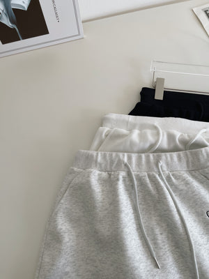 Casual Mini Embroidered Skirt / 休闲卫衣棉短裙