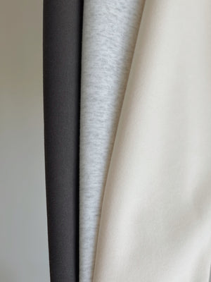 Contrast Embroidered Sweatshirt / 撞色刺绣字母卫衣
