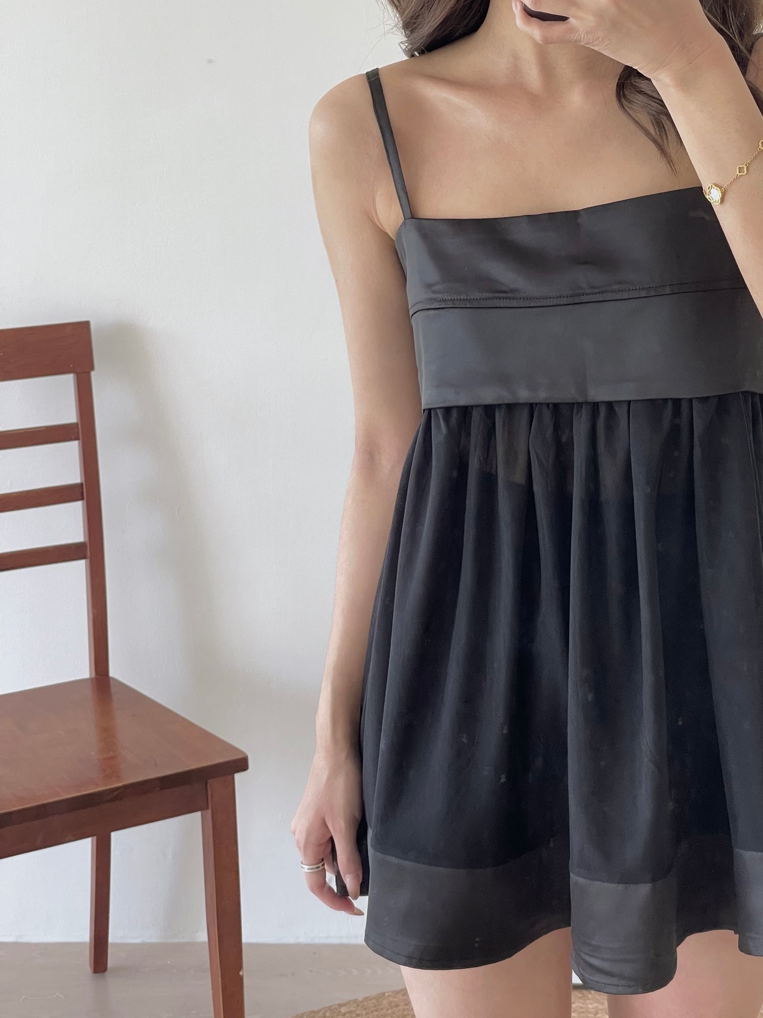 Silky Mesh Top / 缎面拼接网纱吊带衣