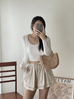 Lace Edge Padded Crop Top / 带胸垫遮副乳蕾丝短背心