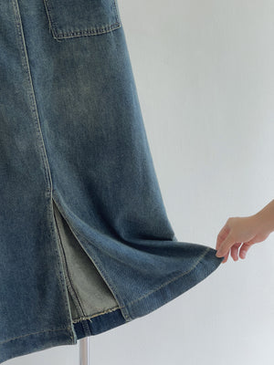 Back Split Denim Skirt / 后开衩牛仔裙