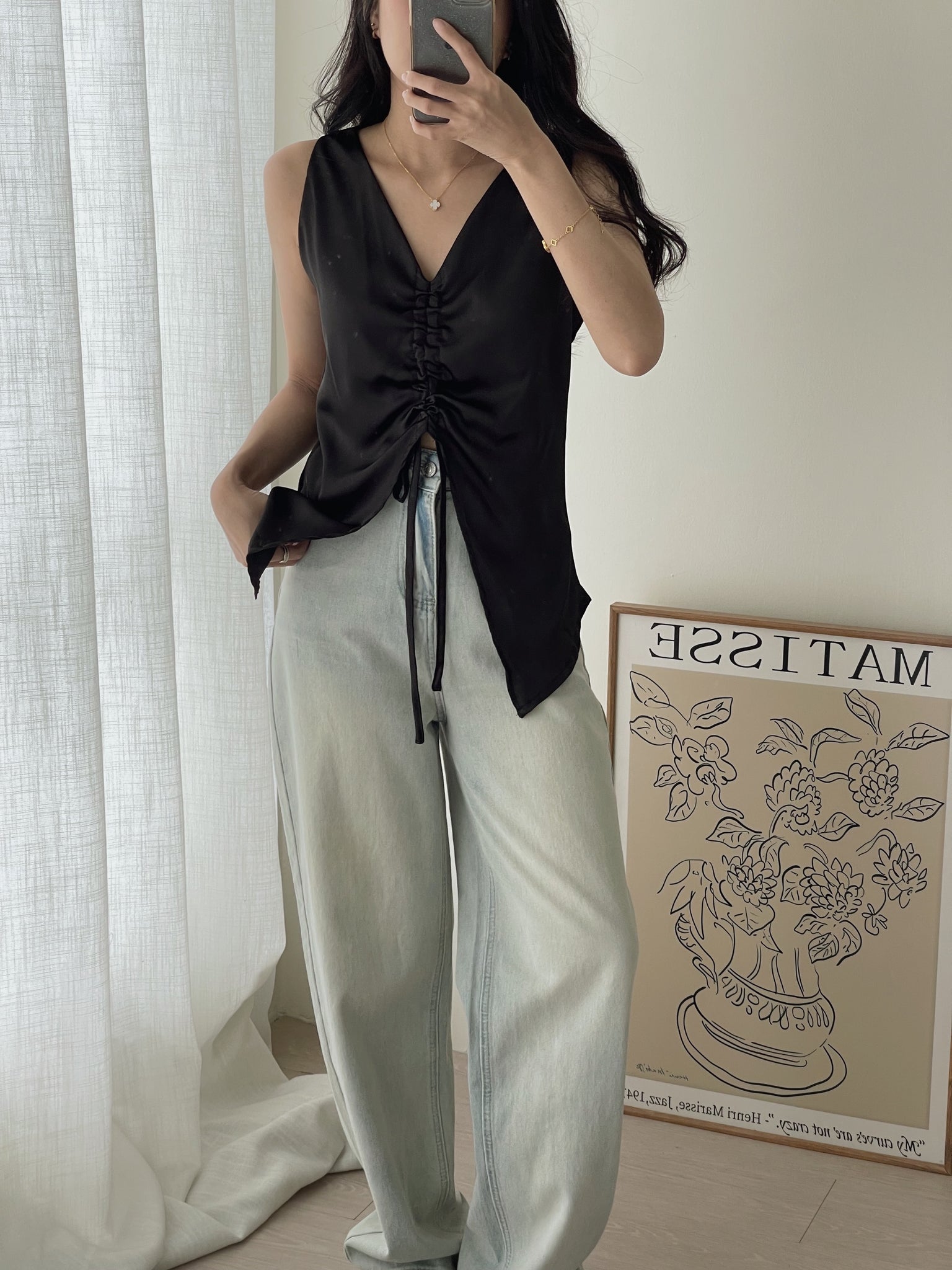 Satin Drawstring Top / 设计感缎面抽绳上衣