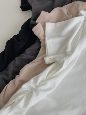 Pendant Mock Neck Top / 小吊坠半高领打底上衣