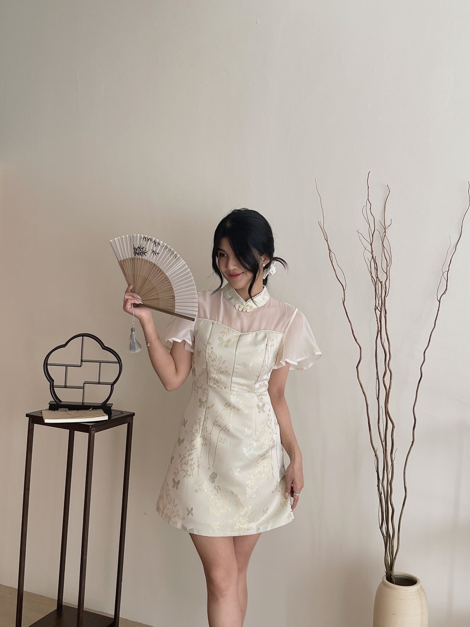 Butterfly Flutter Qipao Dress / 锦蝶花语-金线提花改良旗袍