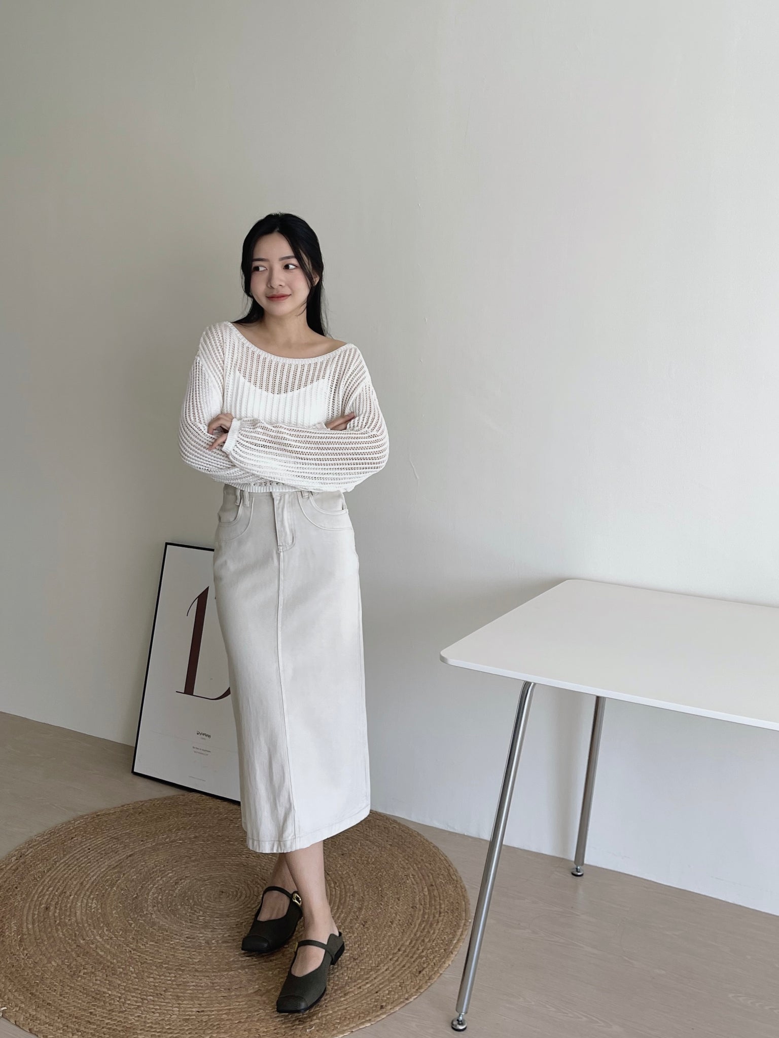 Hollow Wide Shoulder Top / 镂空落肩长袖衫
