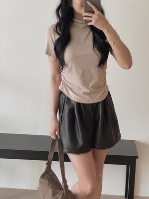 Flower Edge PU Short Pants / 小花边高腰皮短裤