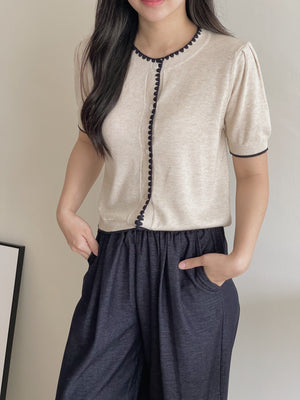 Flower Edge Knit Top / 圆领花边条针织开衬