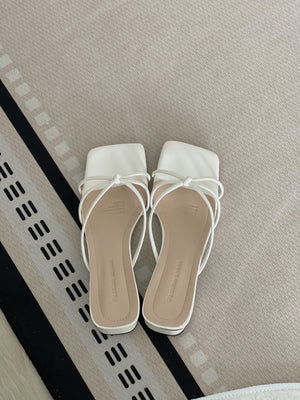 Dolly Low Heels Sandals / 百搭方头低跟凉鞋