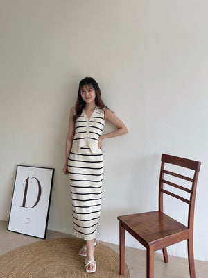 Ladies Stripes Sleeveless Set / 优雅条纹背心套装