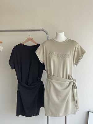 Cheers Tie Up Dress / 立体字母连身裙