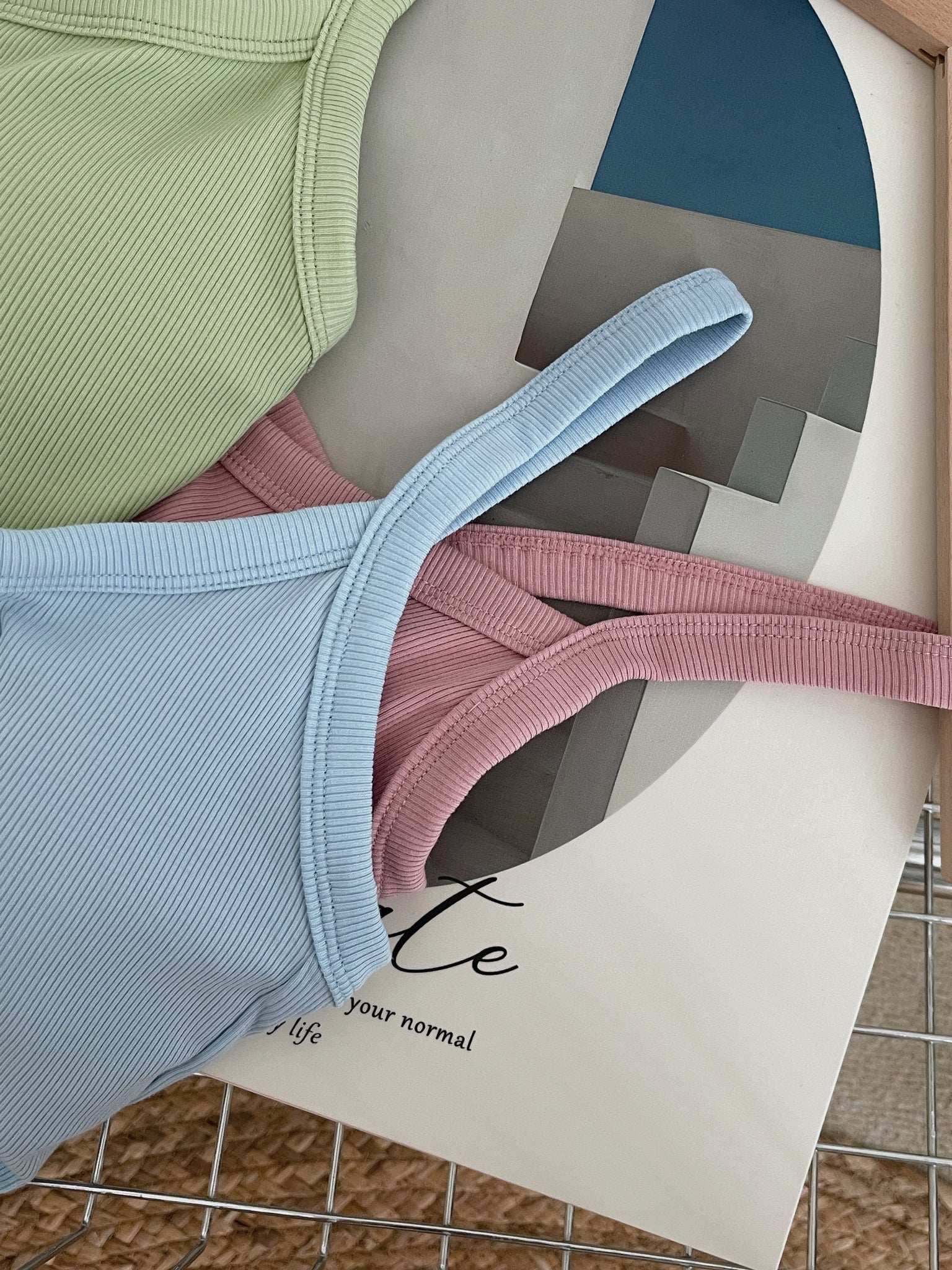 Padded Strap Singlet / 遮副乳带胸垫背心