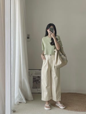 Soft Figured Crop Tee / 软料钩花圆领T