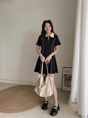 Casual Collar Polo Dress / 学院风线条Polo裙