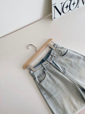 Extra Long Light Washed Jeans / 加长版浅牛仔长裤