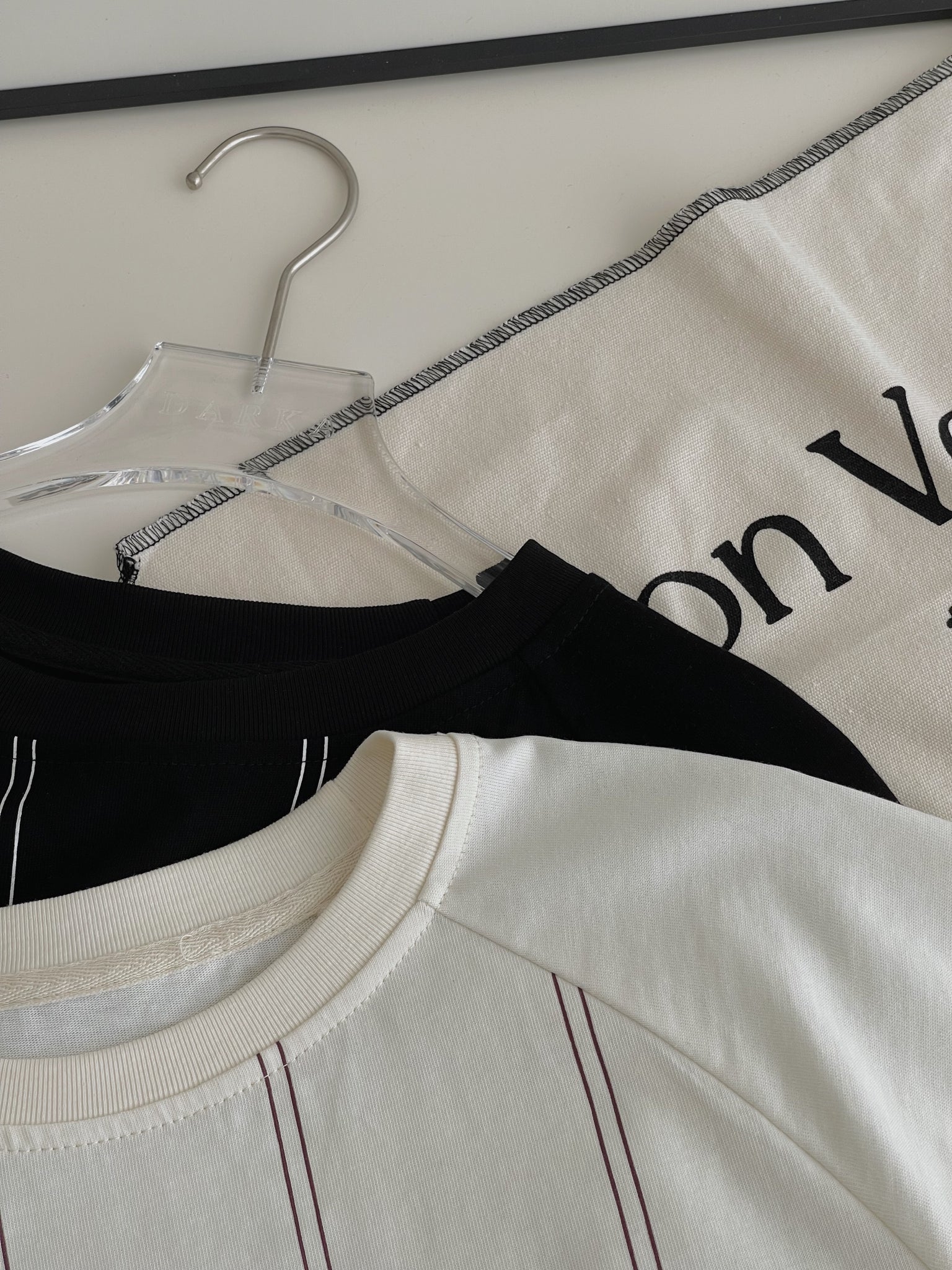 Badge Stripes Oversized Tee / 美式徽章条纹宽松T恤