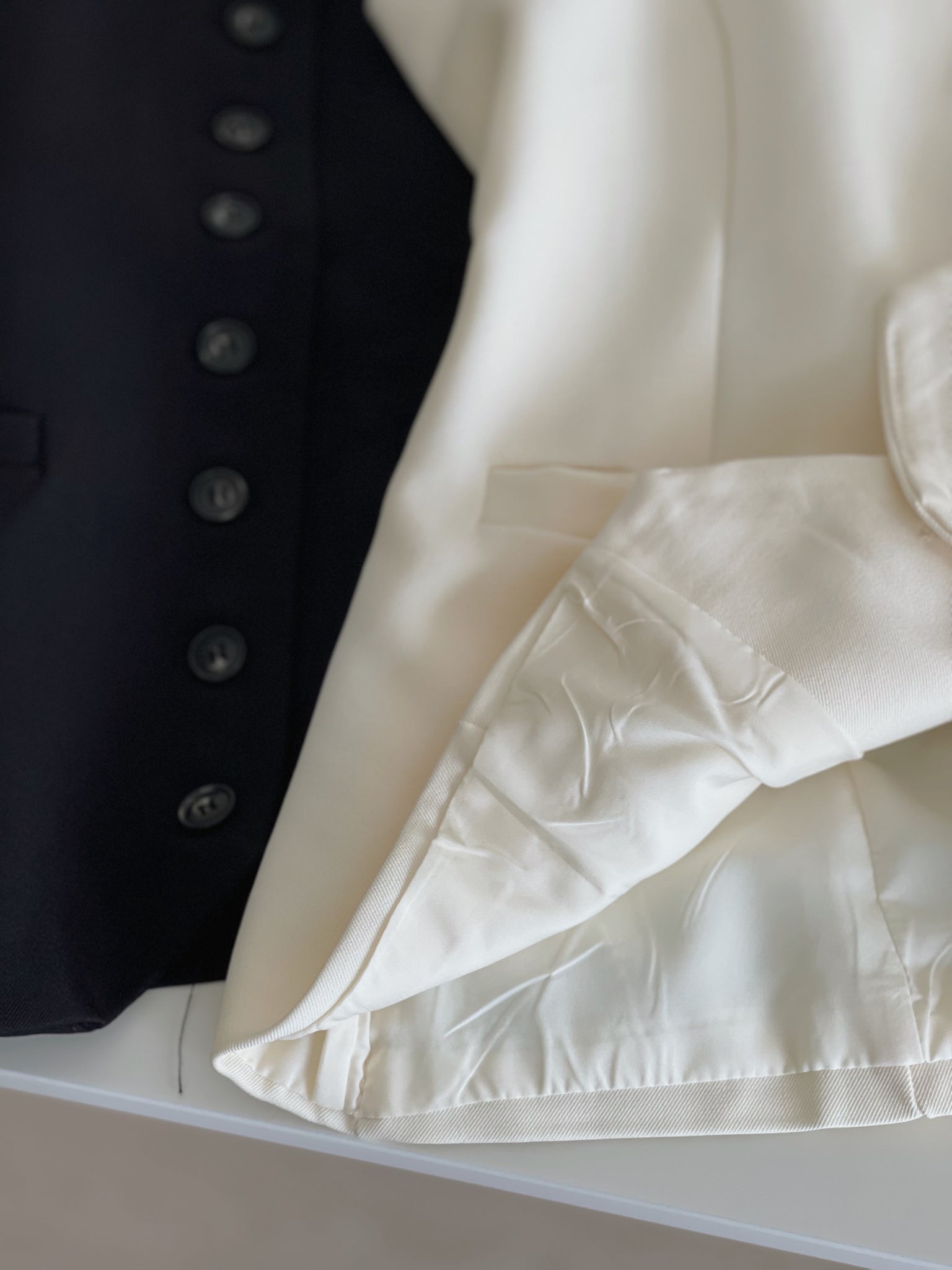 Button Up Suit Vest / 高级感西装马甲背心