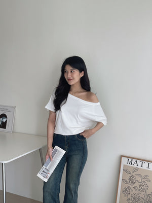 Wide Neck Simple Tee / 净色落肩T恤