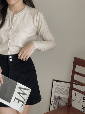 Soft Cloud Knit Cardigan / 软糯小金扣针织衫