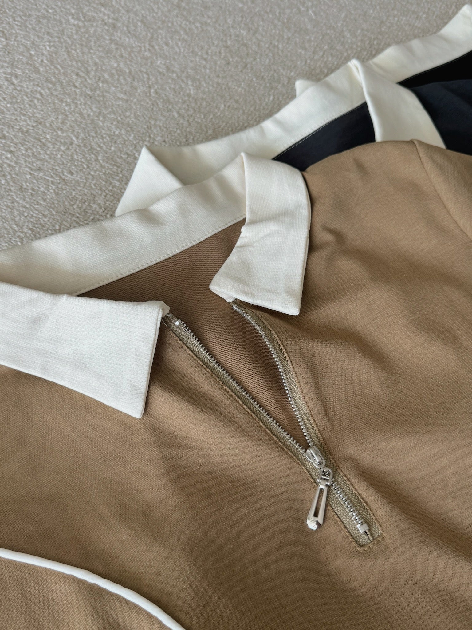 Casual Collar Polo Dress / 学院风线条Polo裙