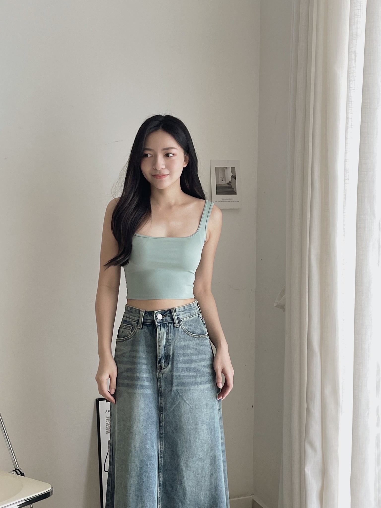 Square Neck Padded Tank Top / 方领胸垫背