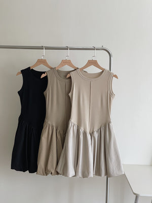 Puff Hem Babydoll Dress / 背心拼接花苞连身裙