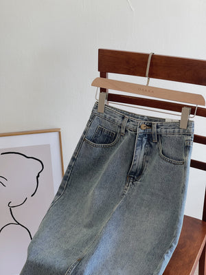 Denim Front Split Skirt / 前开衩牛仔半裙