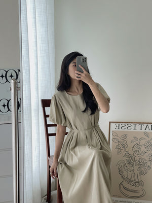 Anais Puff Sleeves Dress / 韩风泡泡袖连身裙