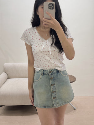 Floral Vneck Top / 小碎花尖领上衣