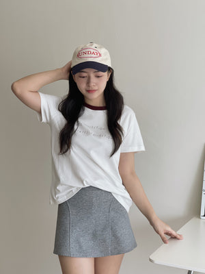 Contrast Neckline Tee / 撞色领口字母T恤